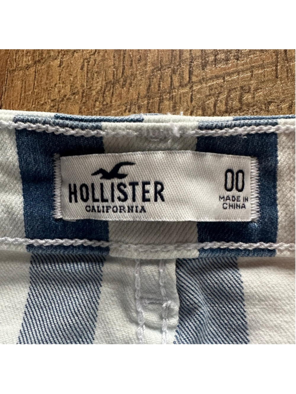 Women's Hollister Striped Denim Skirt Size 00 Blue White Summer - Picture 6 of 10
